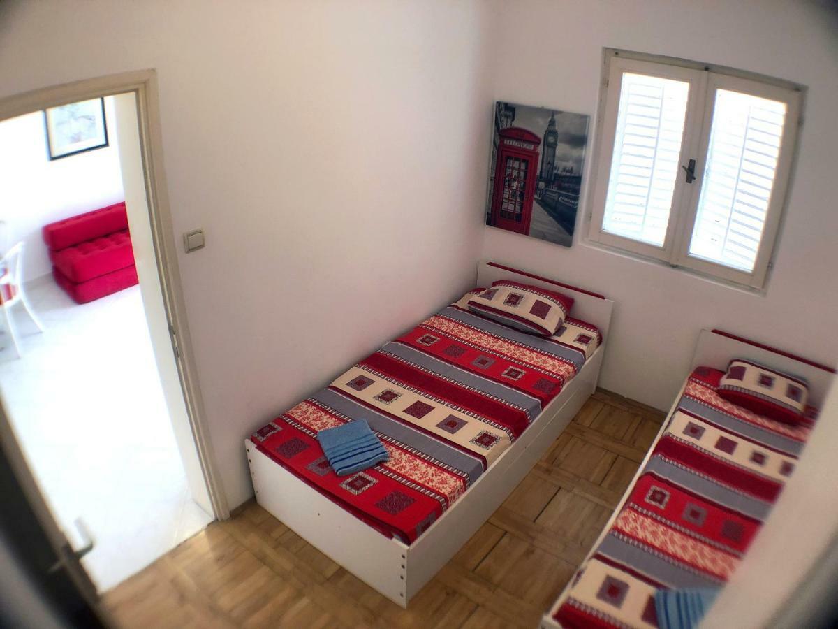 One Bedroom Apartment 500M From The Beach Budva Exterior foto